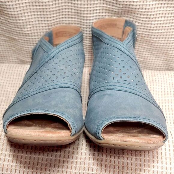 Earth Origins Delos Delilah Blue Peep Toe Slingback Heels Booties Womens 7 EUC - Picture 7 of 10